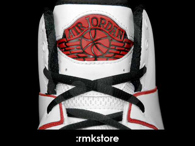 Air Jordan II Max White Black Varsity Red 455616-100