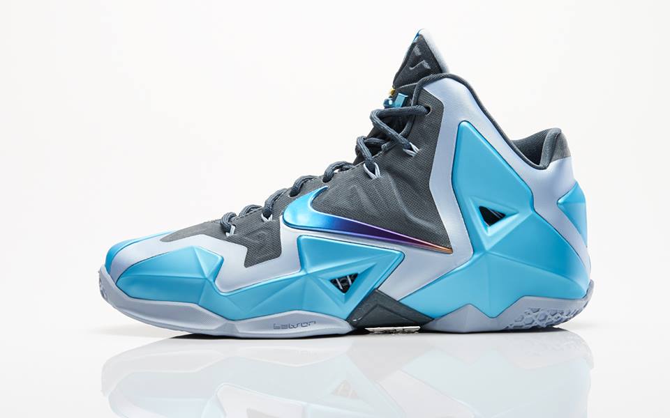 Nike lebron deals 11 blue