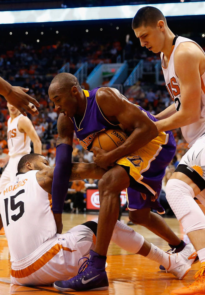 Kobe Bryant wearing Nike Kobe 9 Elite Purple (5)