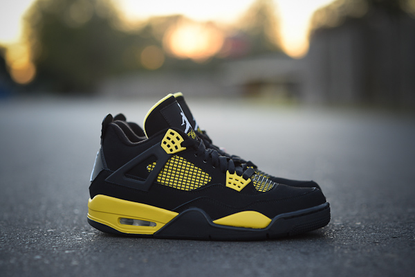 air jordan 4 thunder