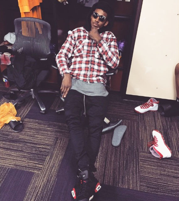 Nick Young wearing Air Jordan VI 6 Infrared