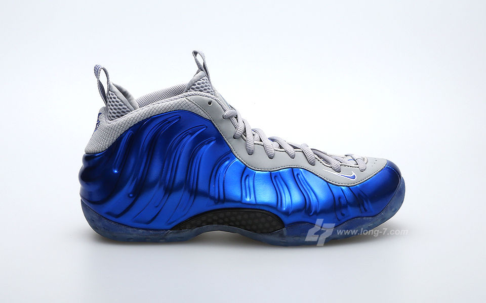 blue and grey foamposites