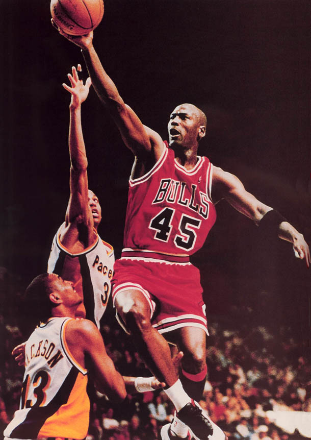 Michael Jordan Wearing "Chicago" Air Jordan X