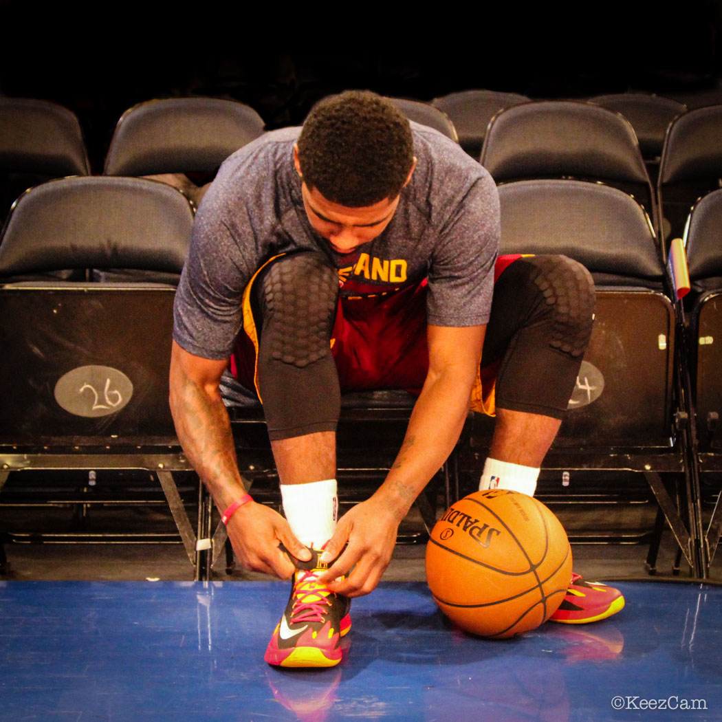 Kyrie Irving wearing Nike Zoom HyperRev PE (3)