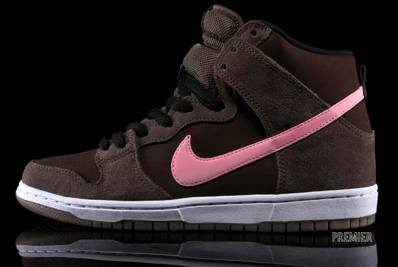 brown and pink nike dunks