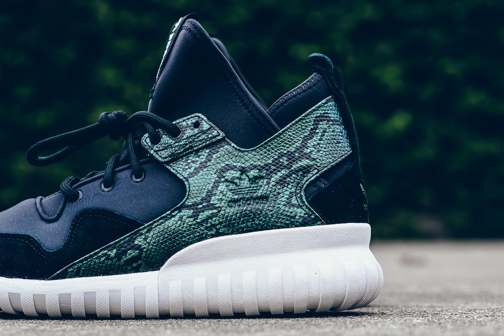 adidas tubular snakeskin