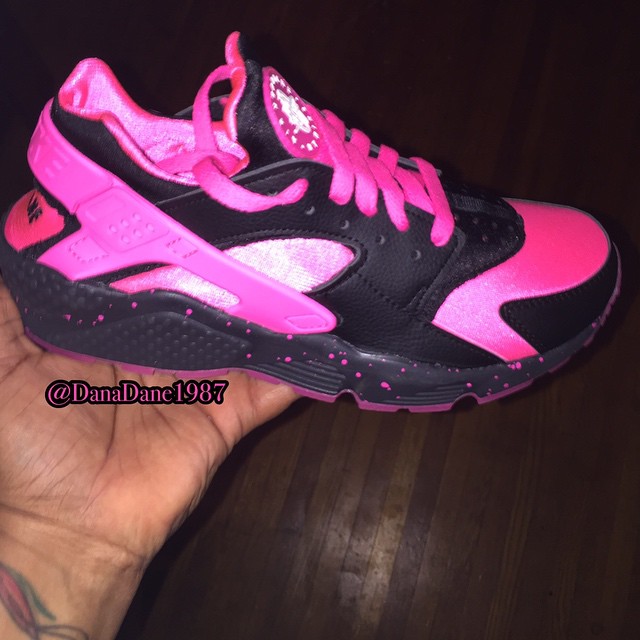 hot pink huaraches