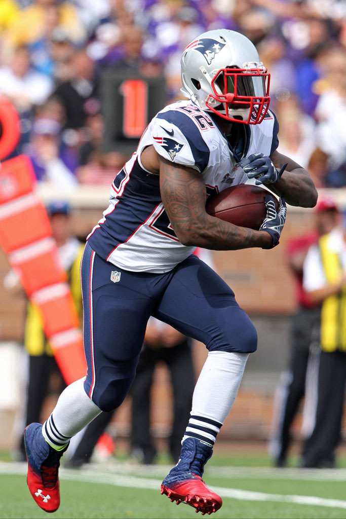 Stevan Ridley wearing Under Armour Highlight