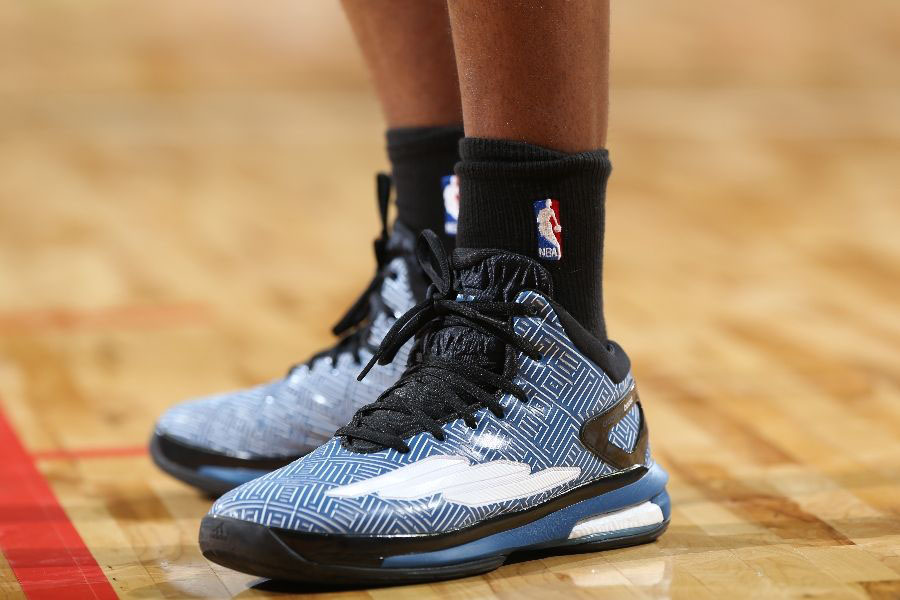 Andrew Wiggins wearing adidas Crazylight Boost PE (1)