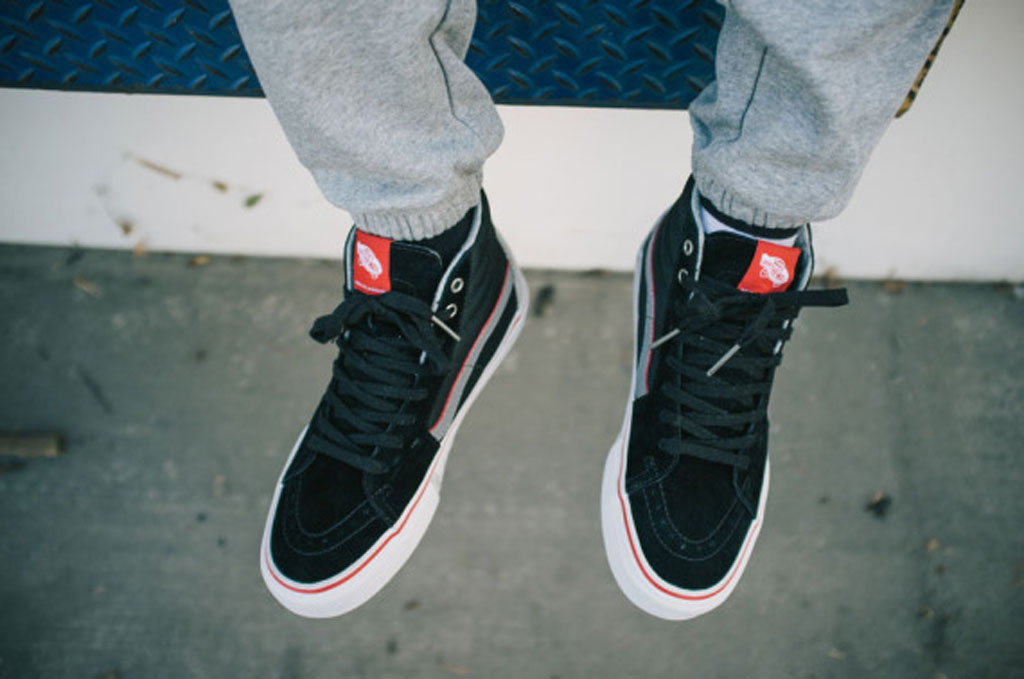 red vans sk8 hi on feet