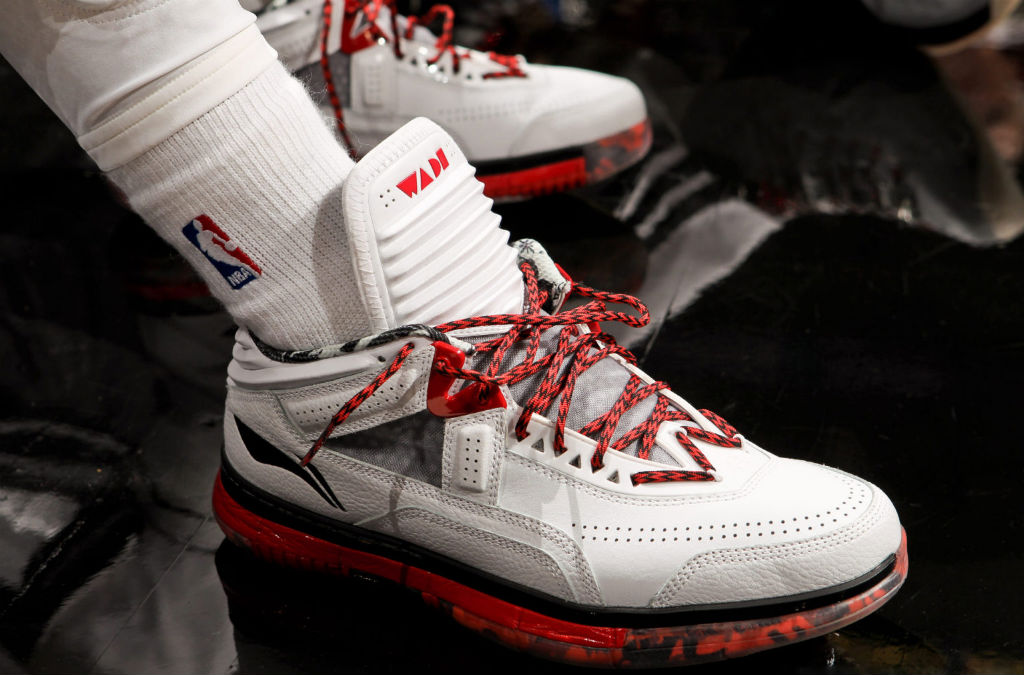 Li-Ning Way of Wade Encore White Red Black (1)