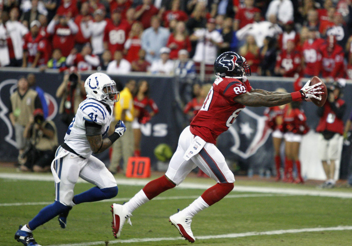 Andre Johnson Wearing Air Jordan 12 XII White/Red PE Cleats (6)