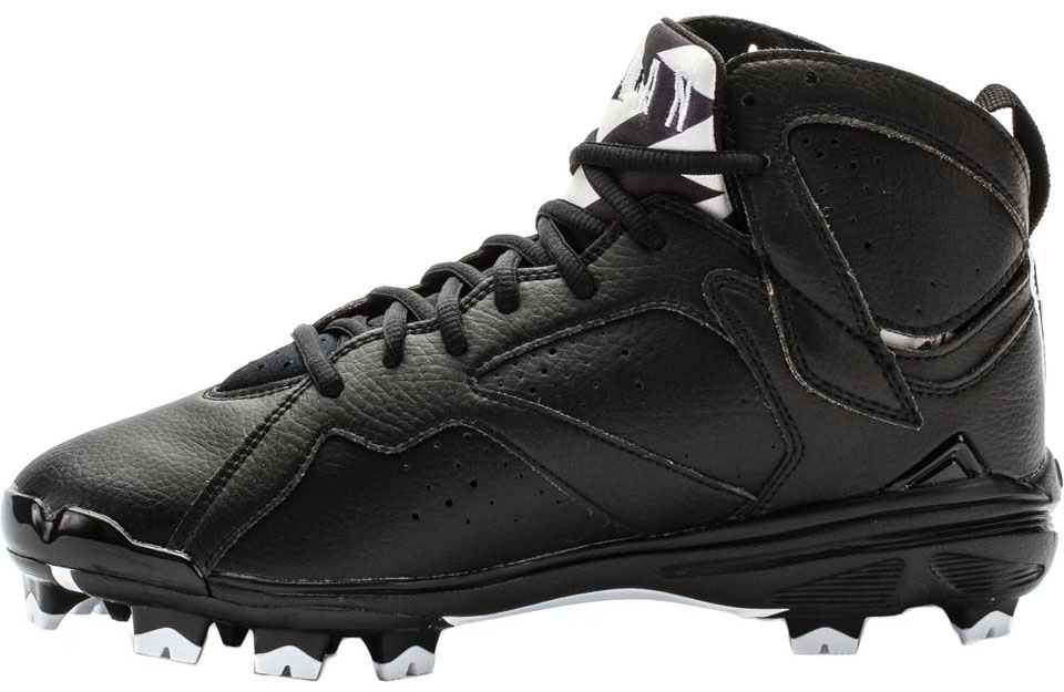 retro 7 cleats