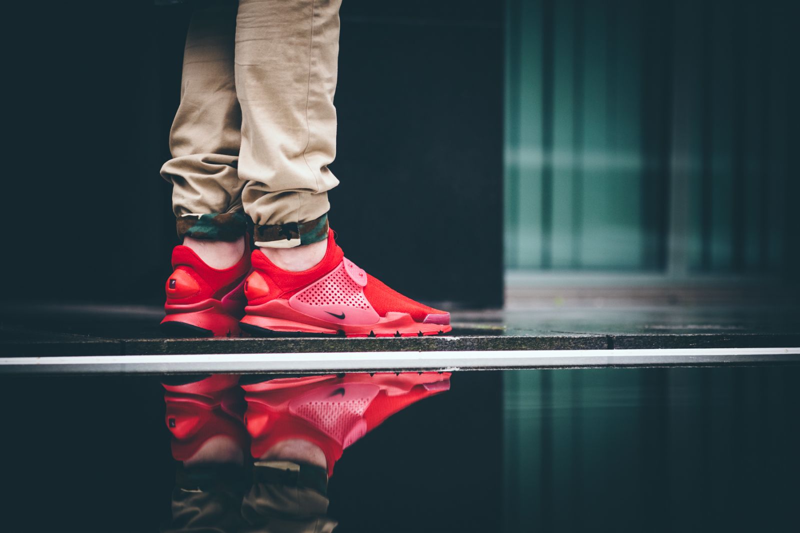 nike sock dart all red