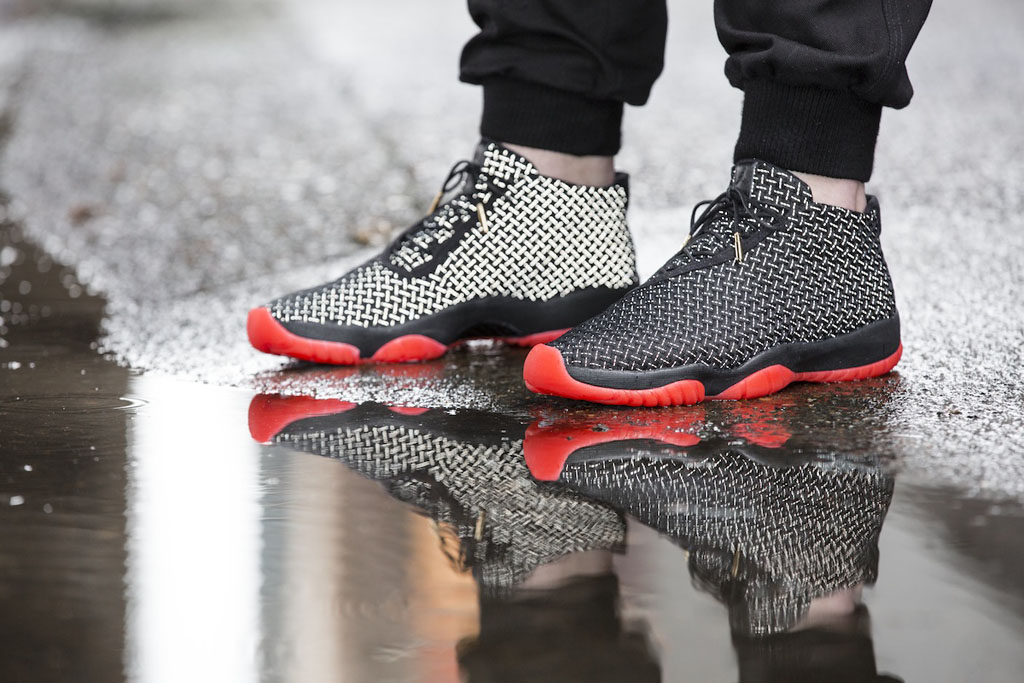 Air jordan future black red sale