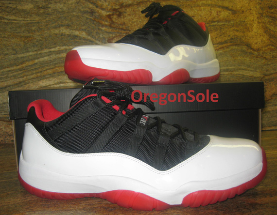 air jordan 11 low chicago