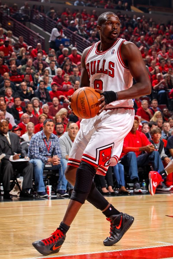 Luol Deng wearing Nike Air Max Hyperdunk 2011