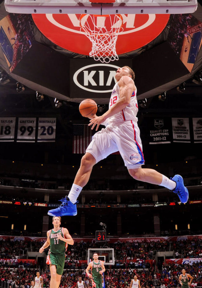 The Season // Top 10 Dunks - Jamal Crawford to Blake Griffin Alley Oop (2)