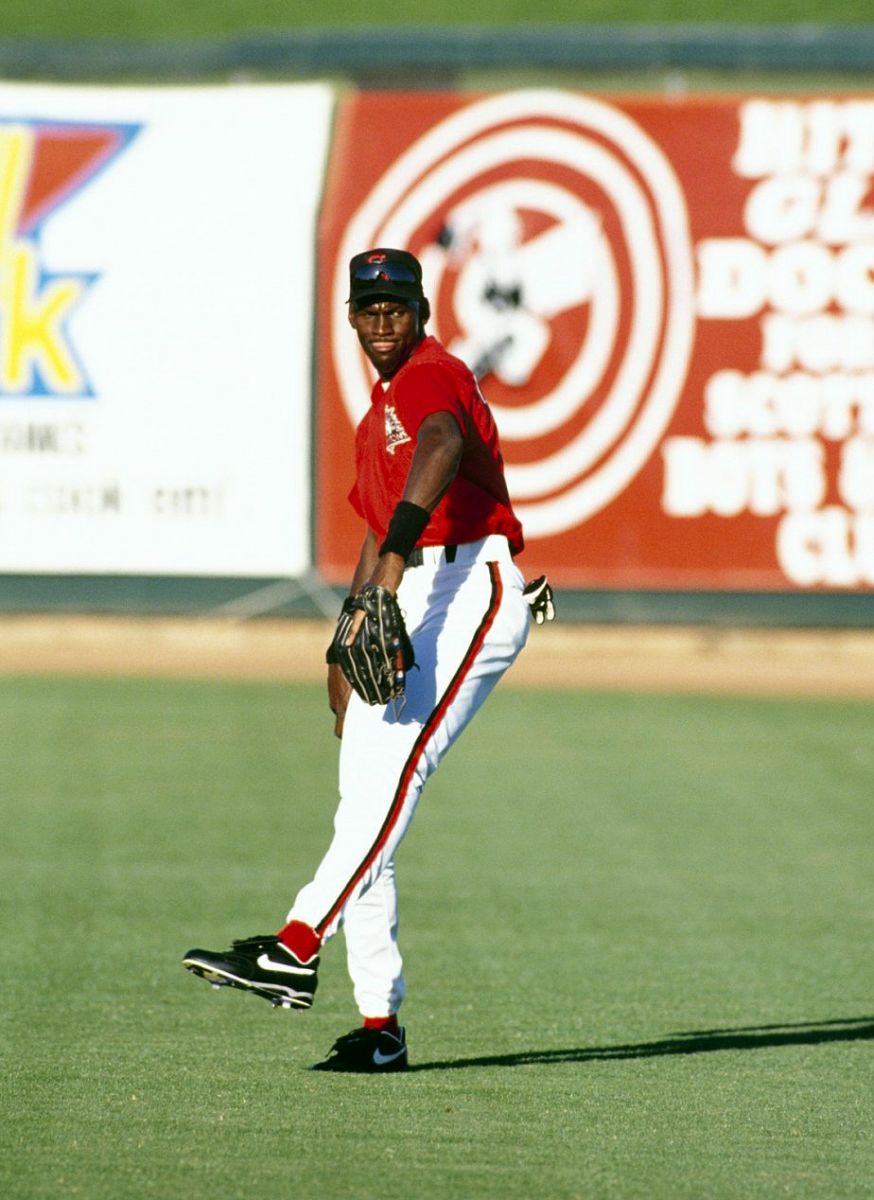 Flashback // Michael Jordan in the Air Jordan IX PE Baseball Cleat