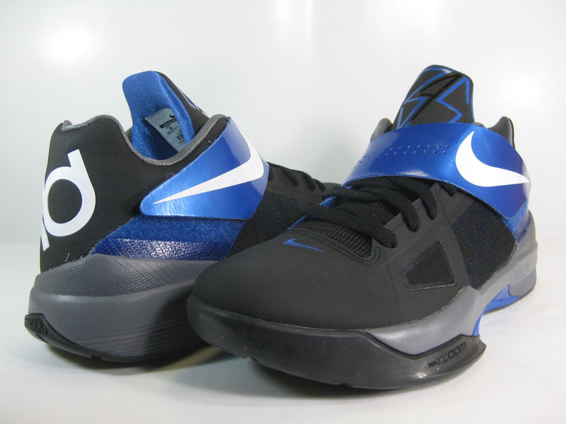 kd 4 blue and white