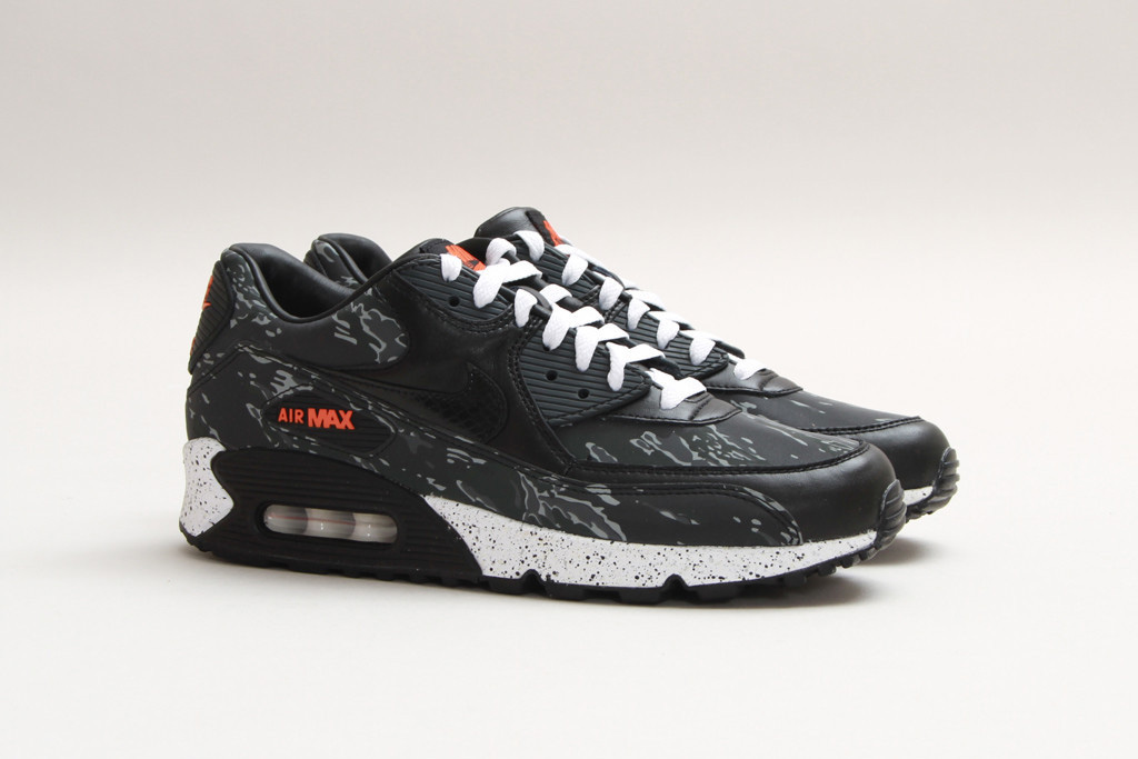 atmos x Nike Air Max 90 Black Tiger Camo