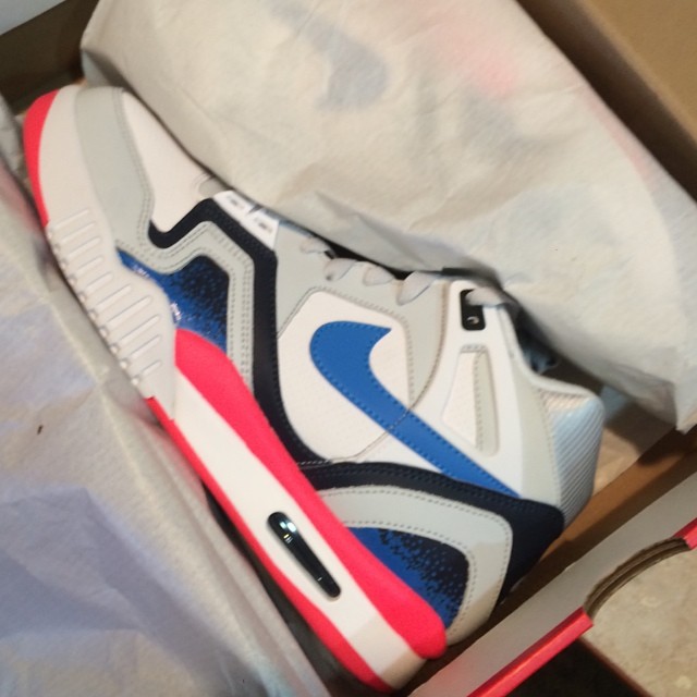 Shane Victorino Picks Up Nike Air Tech Challenge II 2 Photo Blue