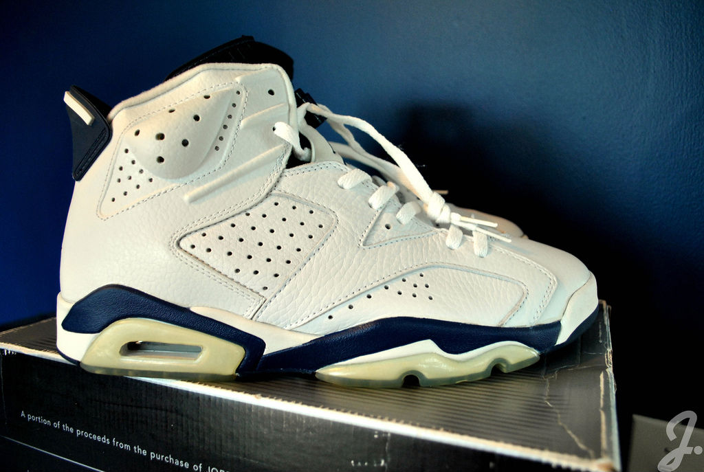 Spotlight // Pickups of the Week 12.29.12 - Air Jordan Retro VI 6 Midnight Navy by Drastic