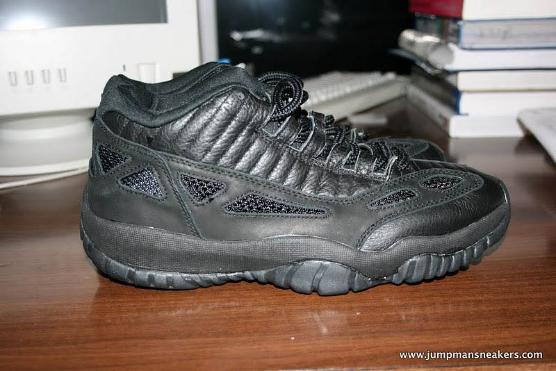 original jordan 11 low