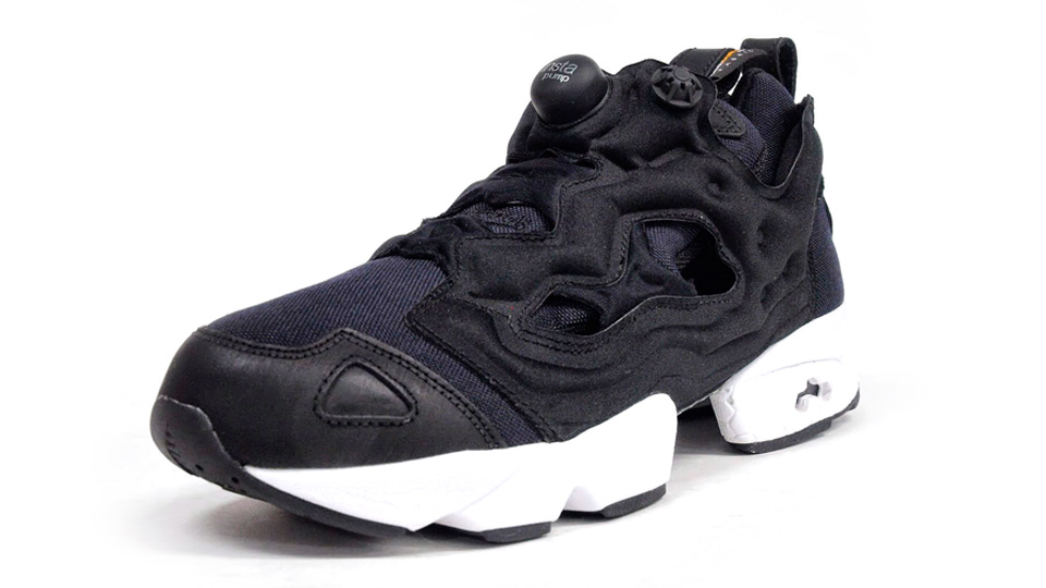 reebok insta pump black and white