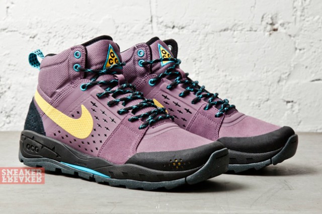 Purple best sale acg boots