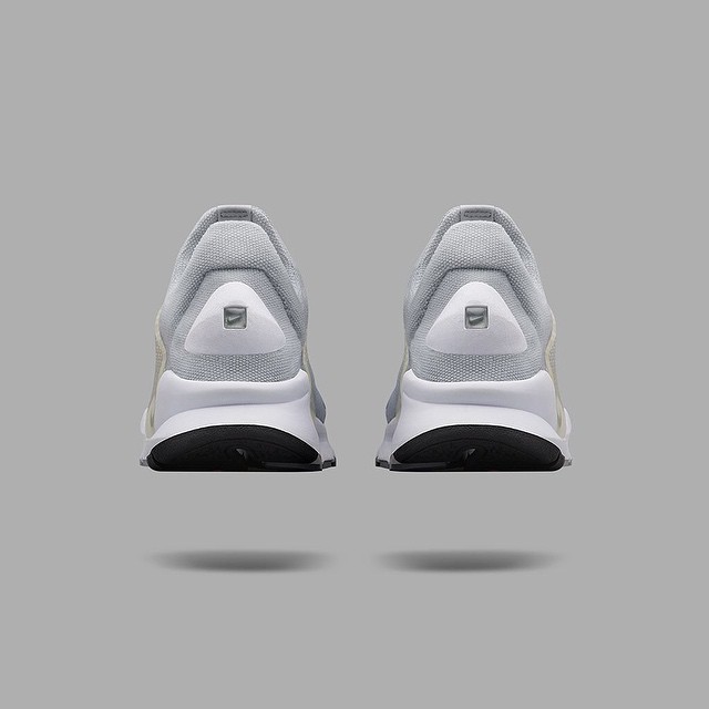 NikeLab Sock Dart Grey (3)