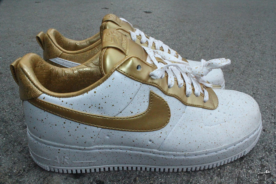 nike air force 1 gold