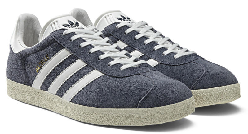 grey and blue gazelles