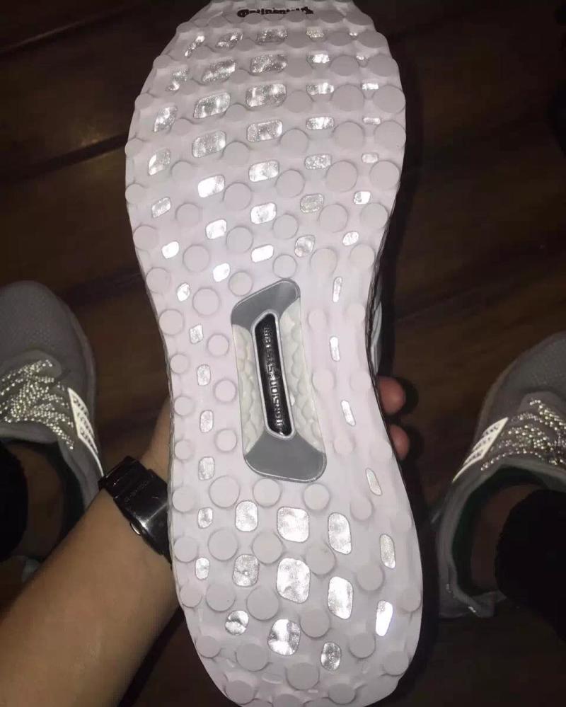 bottom of adidas ultra boost