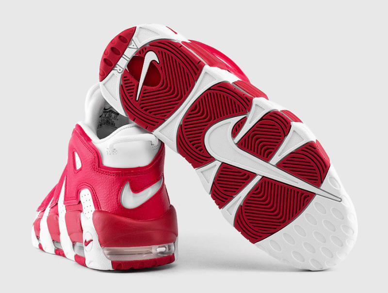 nike uptempo cena