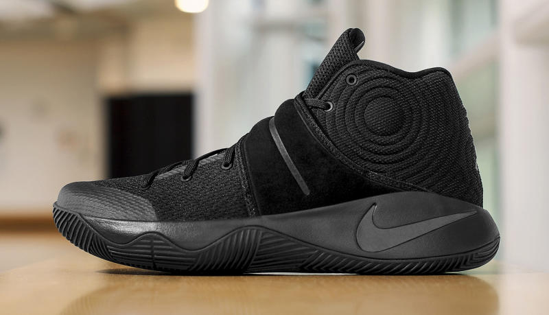 kyrie triple black shoes