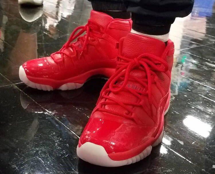 red chris paul shoes