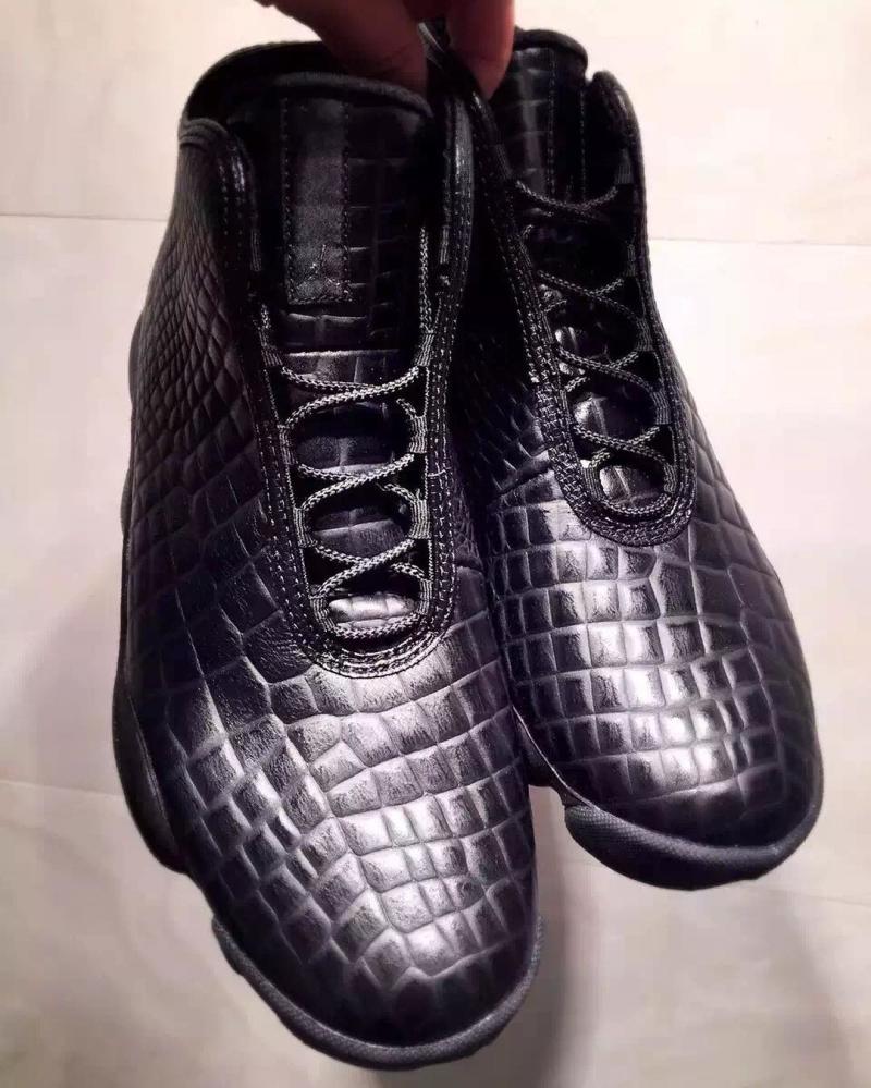 Jordan Horizon Premium Croc (2)