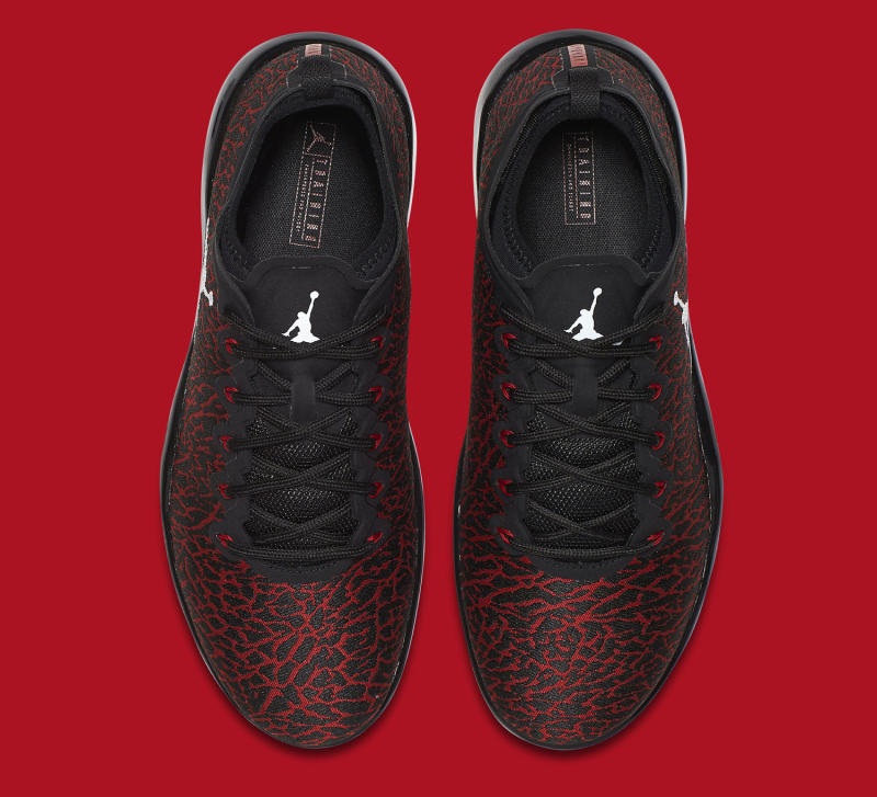 Air jordan trainer on sale 1 low banned