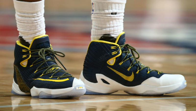 LeBron James Wears a Navy/Yellow-White Nike LeBron 13 Elite PE | Sole ...