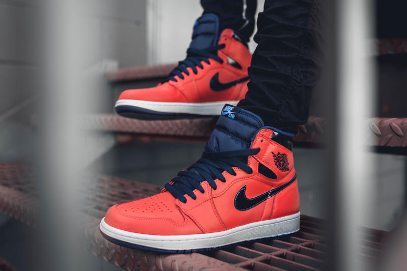 jordan retro 1 on feet