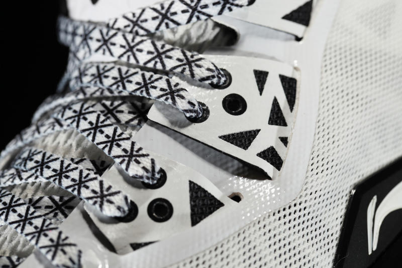 Li-Ning Way of Wade 4 White Hot Heat | Sole Collector