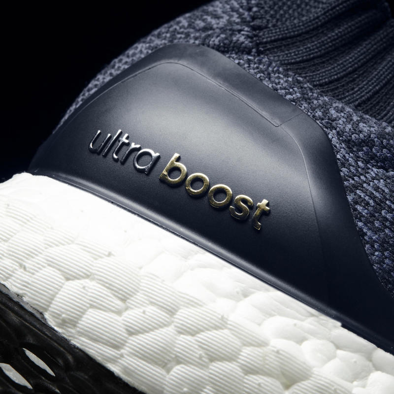 Ultra boost shop uncaged collegiate navy