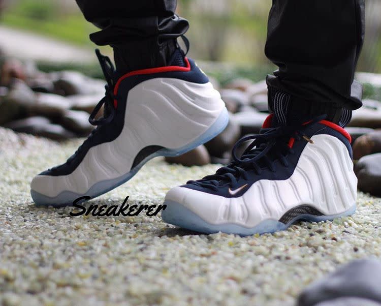 foamposite one on feet