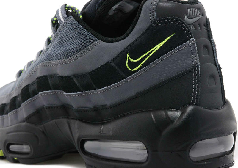 air max 95 essential black neon