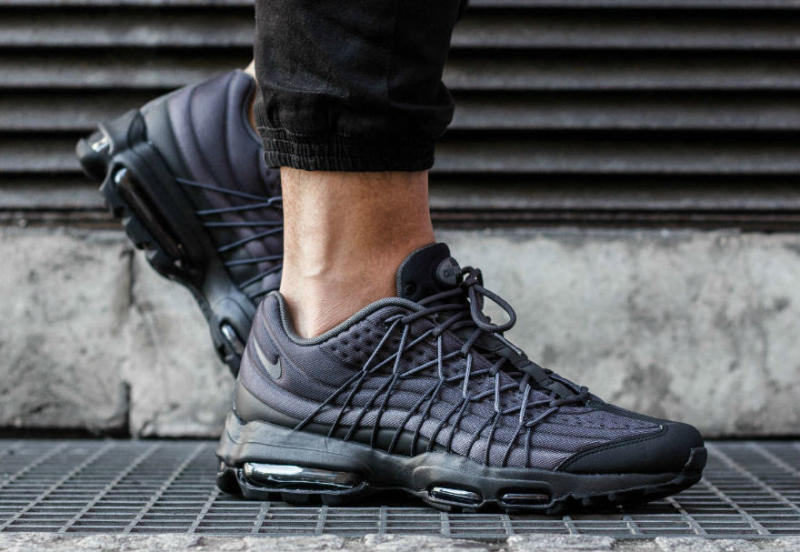 nike air max ultra se black