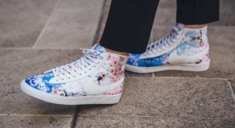 nike blazer mid cherry blossom