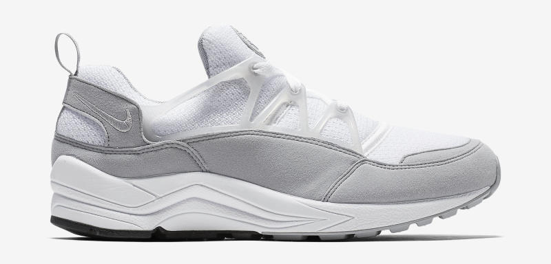 nike air huarache light dorados