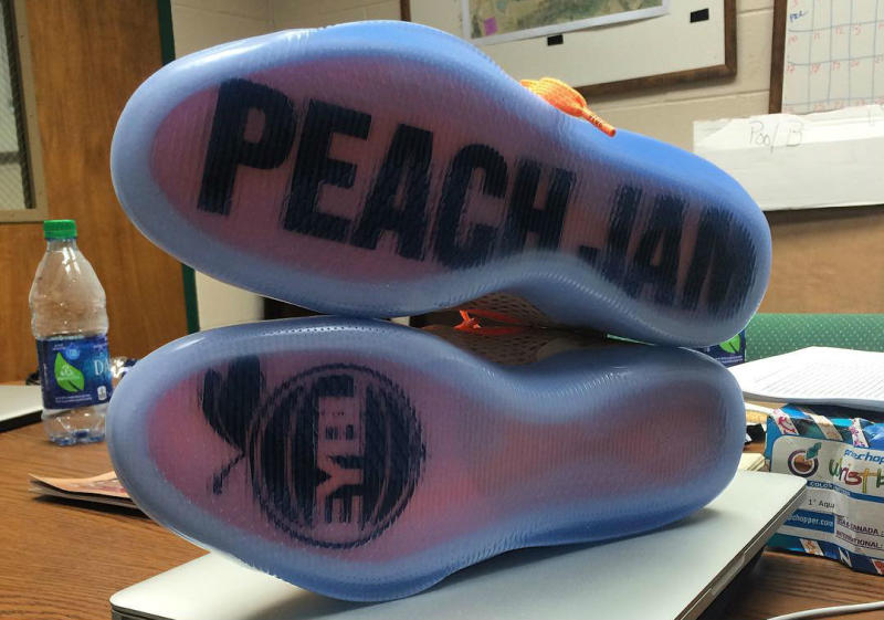 kobe peach