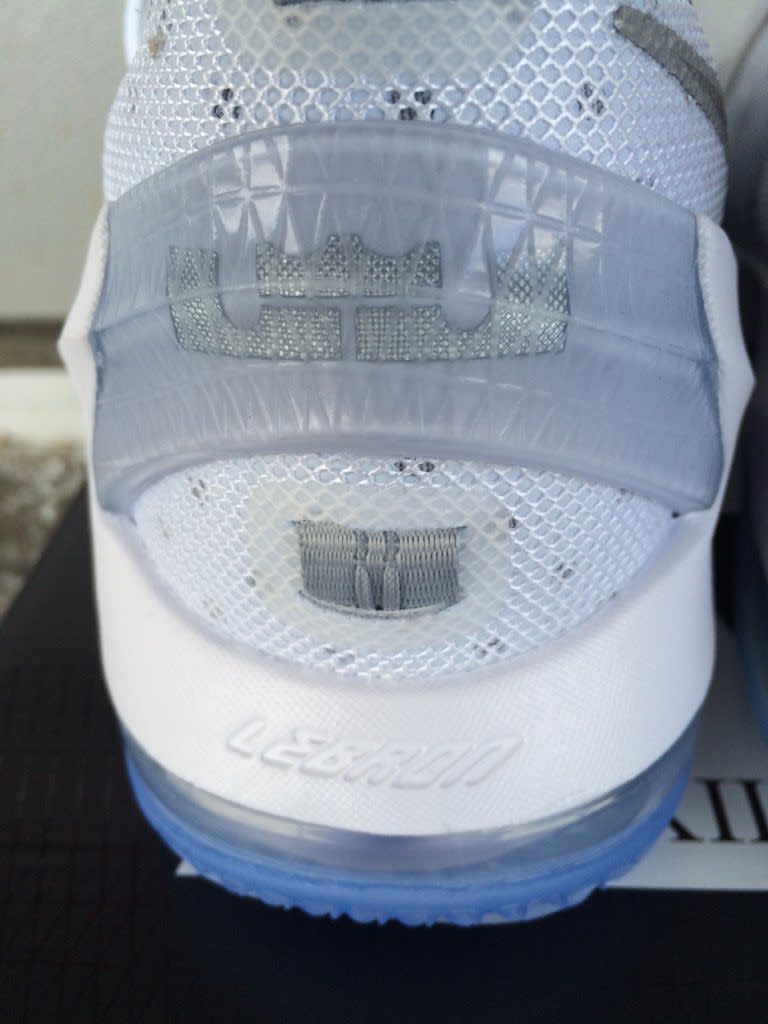Nike LeBron 13 Low White/Silver 831925-100 (6)